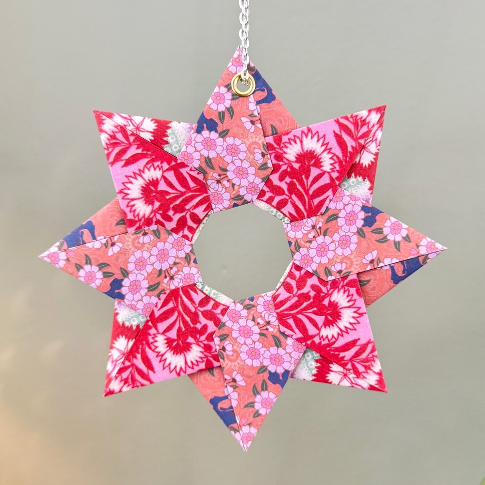 Origami Ornament #S11 - Medium Star